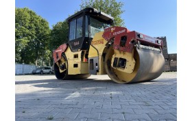 Дорожній коток Dynapac CC424