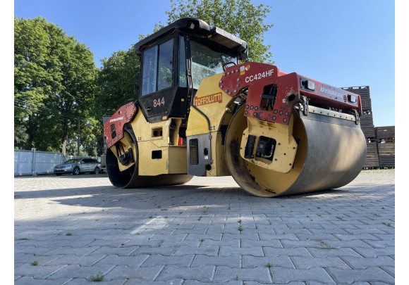 Дорожній коток Dynapac CC424